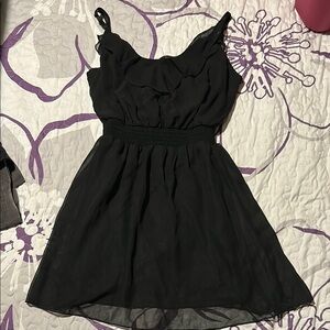 Elegant Black Sleeveless Dress